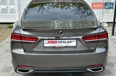 Седан Lexus LS 2018 в Киеве