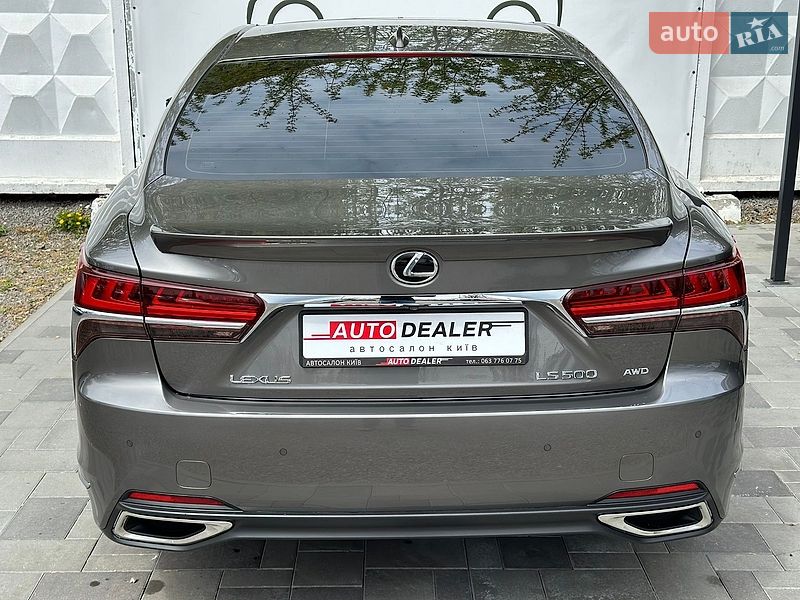 Седан Lexus LS 2018 в Киеве