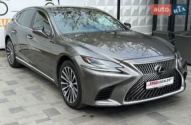 Седан Lexus LS 2018 в Киеве