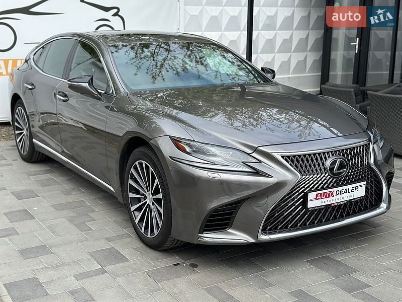 Седан Lexus LS 2018 в Киеве