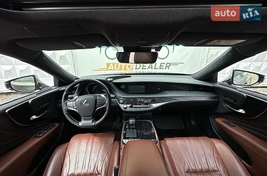 Седан Lexus LS 2018 в Киеве