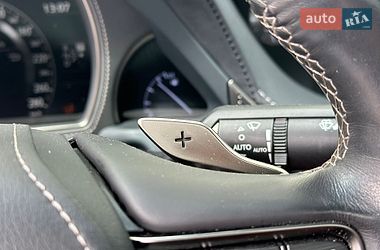 Седан Lexus LS 2018 в Киеве
