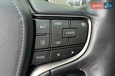 Седан Lexus LS 2018 в Киеве