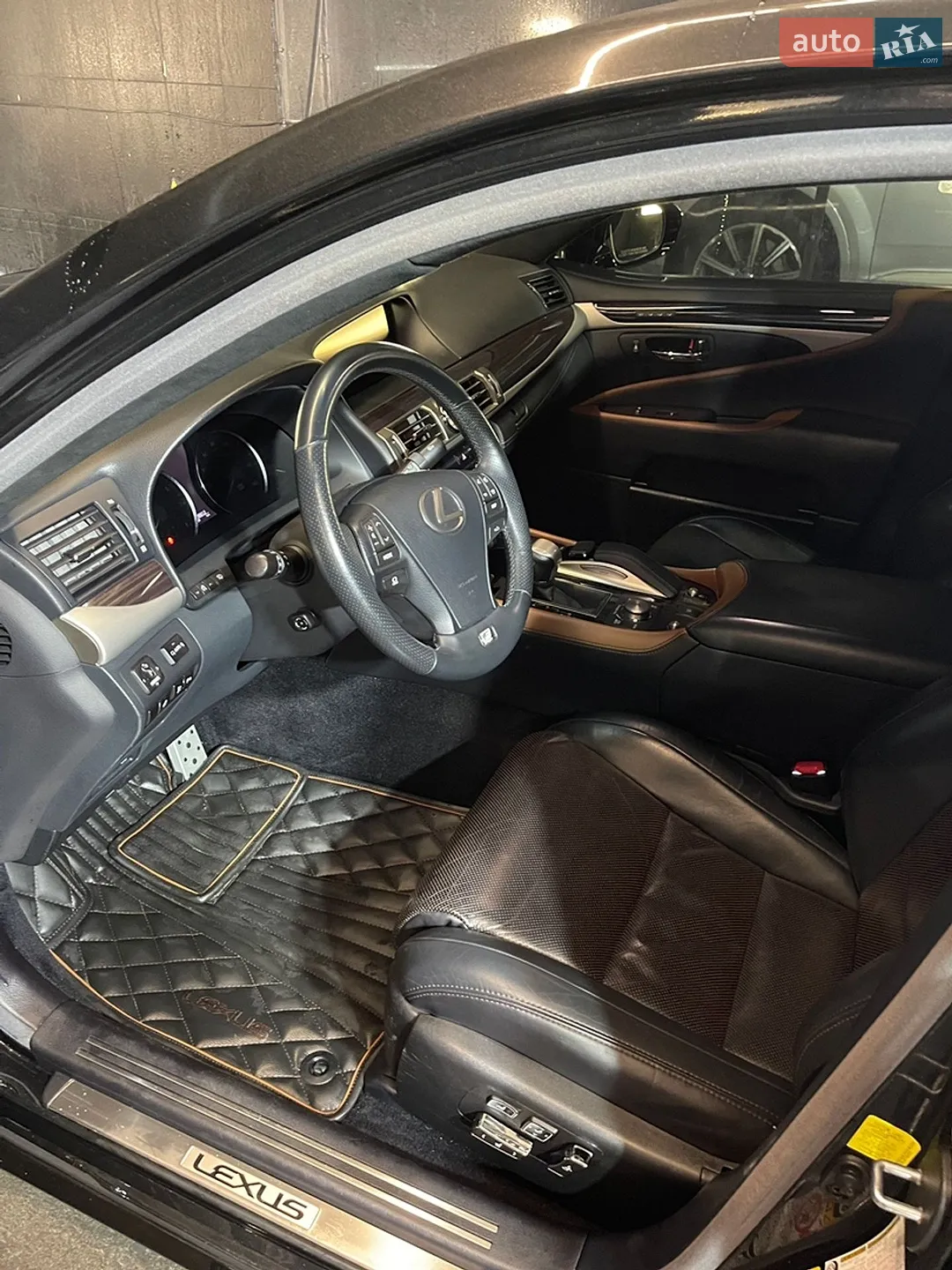 2017 Lexus LS - мініатюра 6