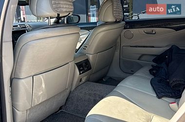 Седан Lexus LS 2007 в Врадіївці