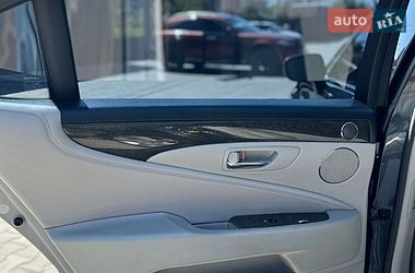 Седан Lexus LS 2007 в Врадіївці