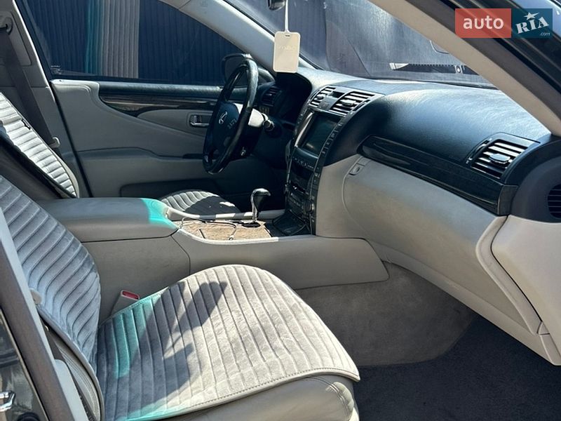 Седан Lexus LS 2007 в Врадіївці