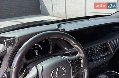 Седан Lexus LS 2018 в Житомире