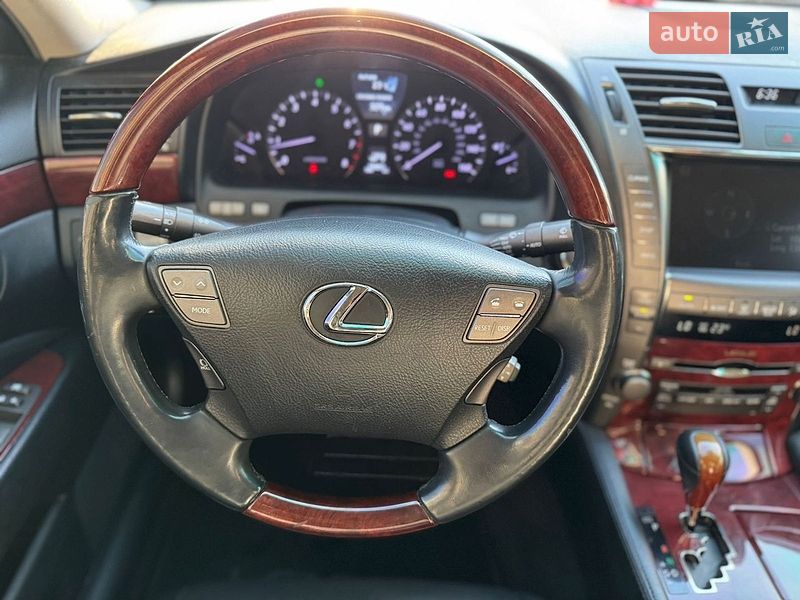 Седан Lexus LS 2008 в Києві фото 31 Седан Lexus LS 2008 в Києві
