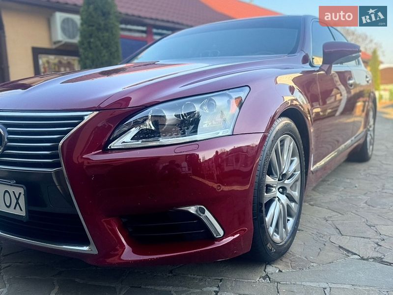 Седан Lexus LS 2013 в Полтаве