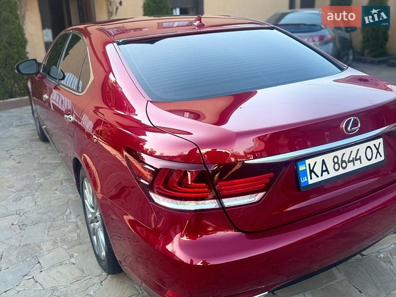 Седан Lexus LS 2013 в Полтаве