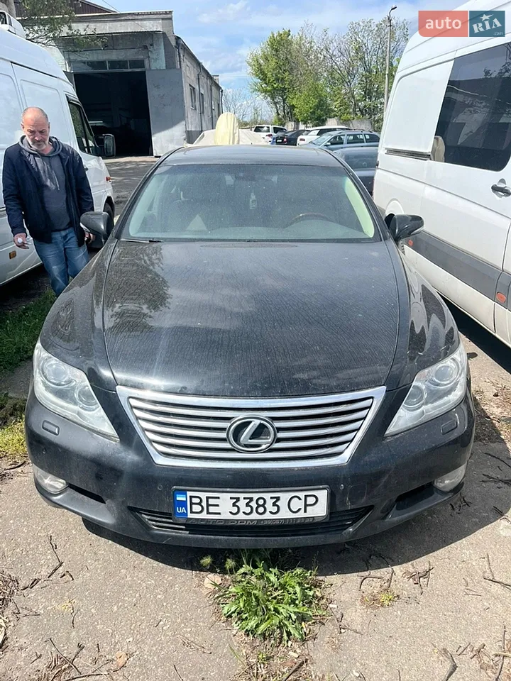2010 Lexus LS - мініатюра 27