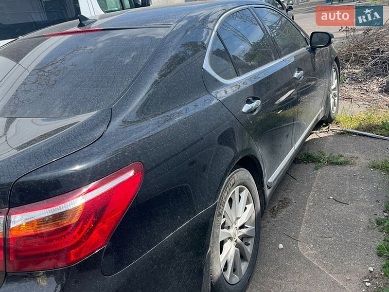 Седан Lexus LS 2011 в Миколаєві