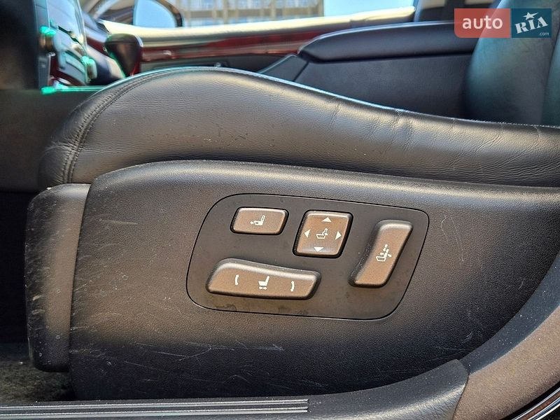 Седан Lexus LS 2007 в Киеве