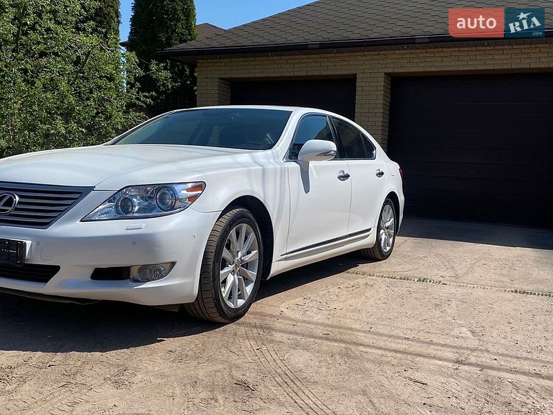 Седан Lexus LS 2011 в Харкові