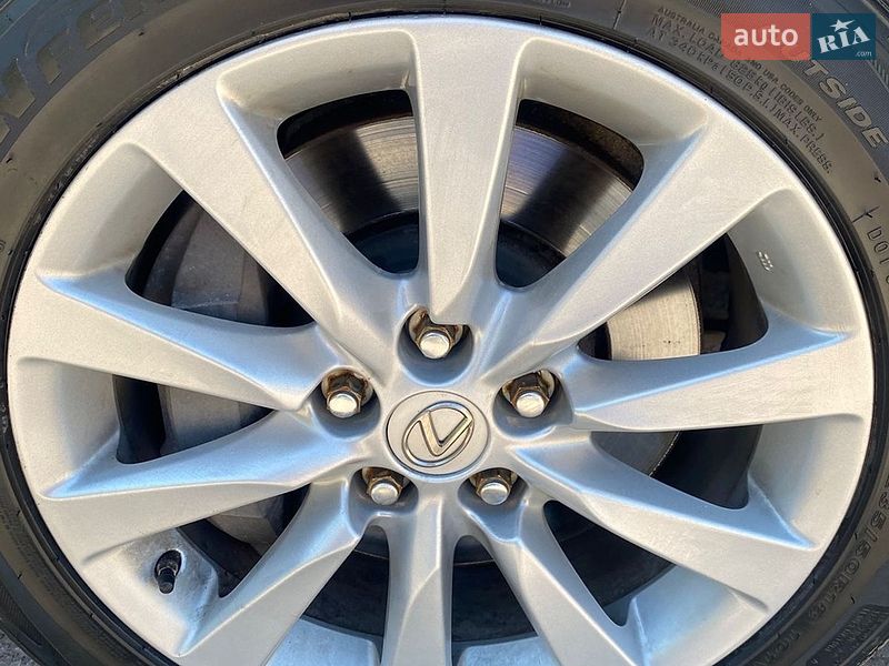 Седан Lexus LS 2011 в Харкові