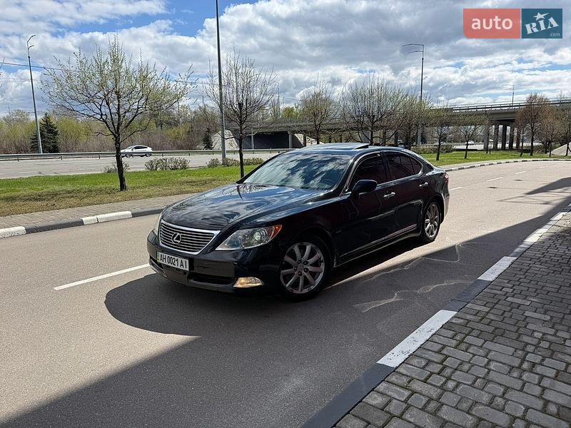 Седан Lexus LS 2007 в Киеве