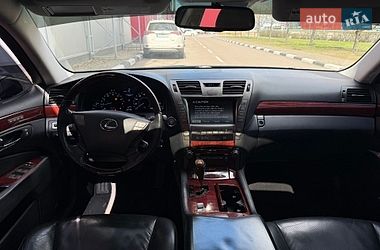 Седан Lexus LS 2007 в Киеве