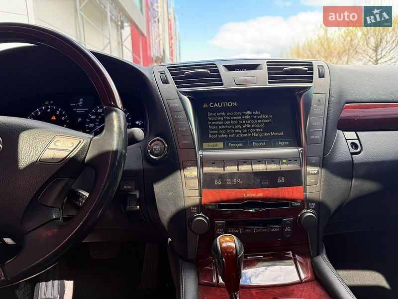 Седан Lexus LS 2007 в Киеве