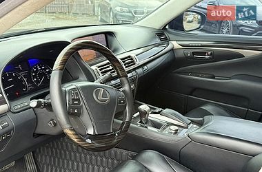 Седан Lexus LS 2013 в Рівному фото 43 Седан Lexus LS 2013 в Рівному