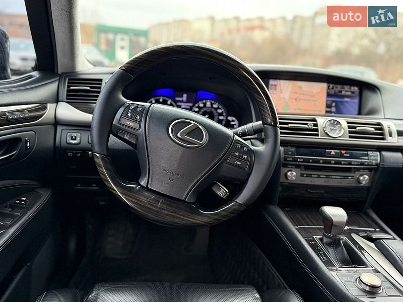 Седан Lexus LS 2013 в Ровно фото 58 Седан Lexus LS 2013 в Ровно