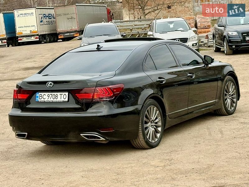 Седан Lexus LS 2013 в Рівному фото 33 Седан Lexus LS 2013 в Рівному