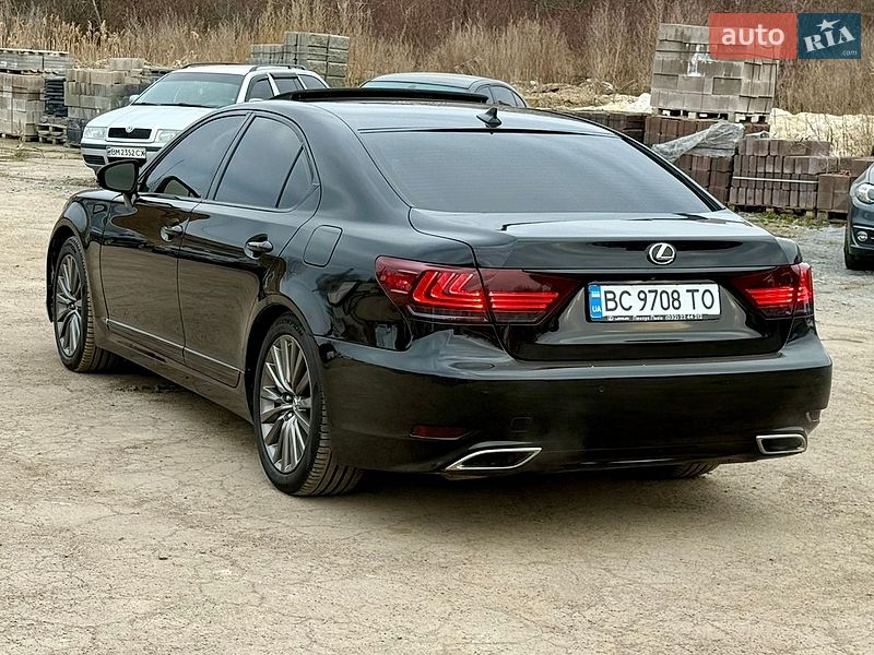 Седан Lexus LS 2013 в Рівному фото 35 Седан Lexus LS 2013 в Рівному