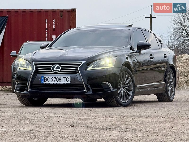 Lexus LS 2013