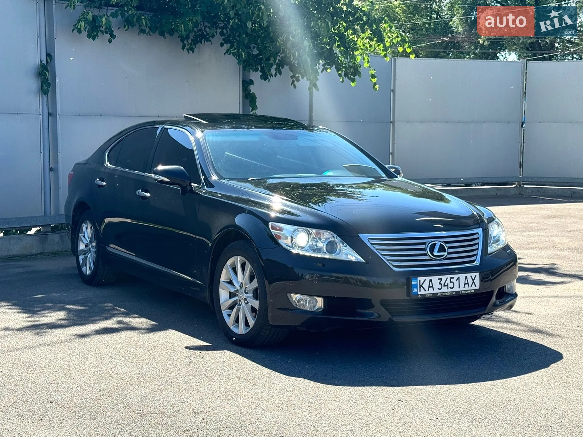 2011 Lexus LS - мініатюра 2