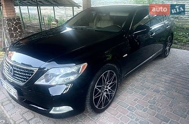 Седан Lexus LS 2007 в Вишгороді