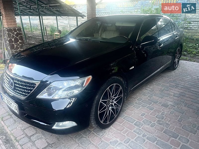Седан Lexus LS 2007 в Вишгороді