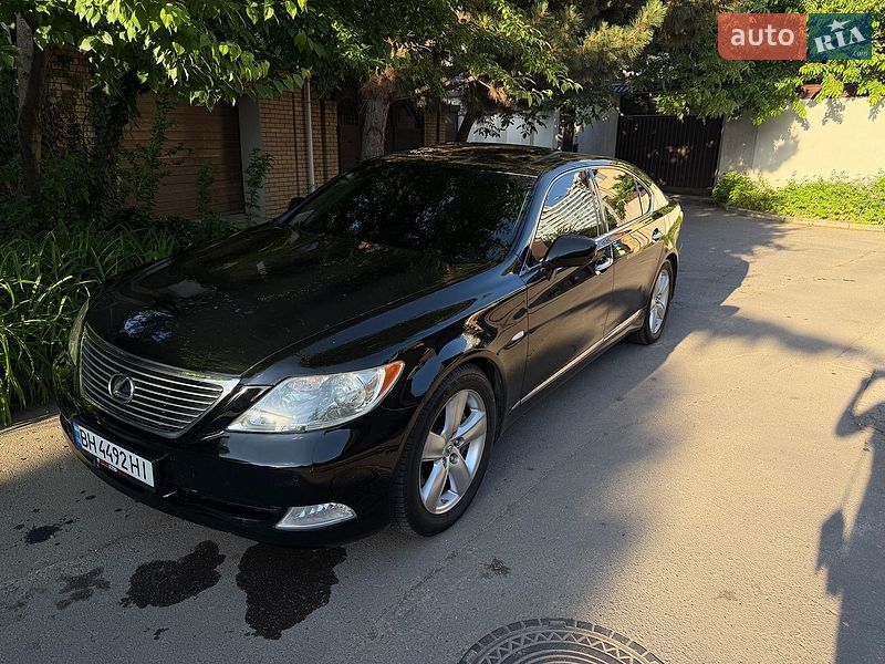 Седан Lexus LS 2008 в Одесі