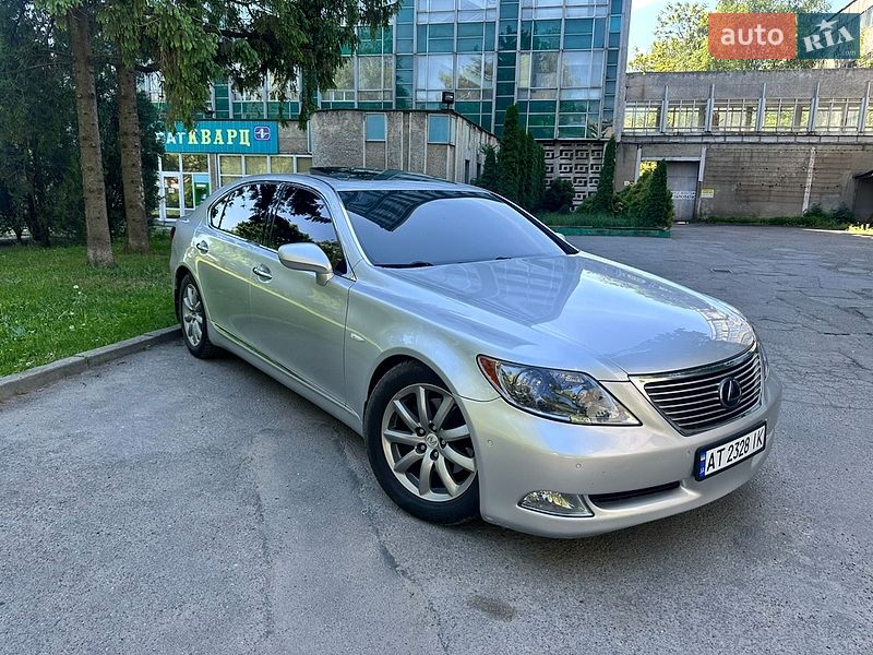 Седан Lexus LS 2007 в Черновцах фото Седан Lexus LS 2007 в Черновцах