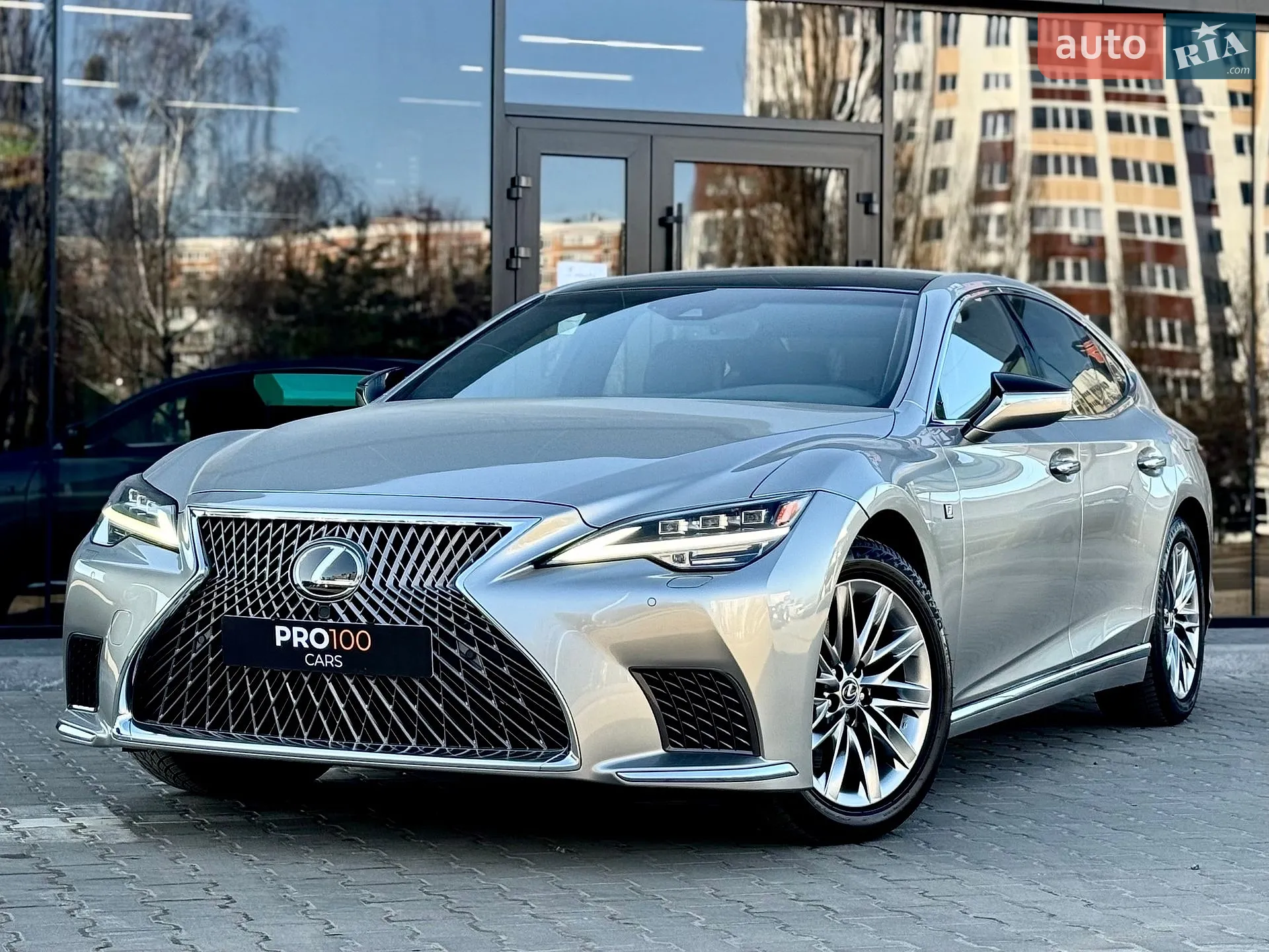 2020 Lexus LS - мініатюра 4