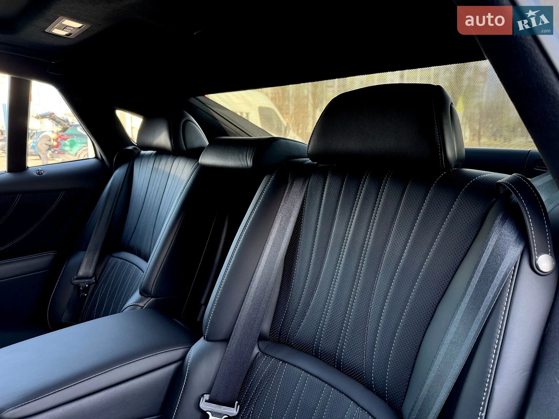 2020 Lexus LS - мініатюра 32