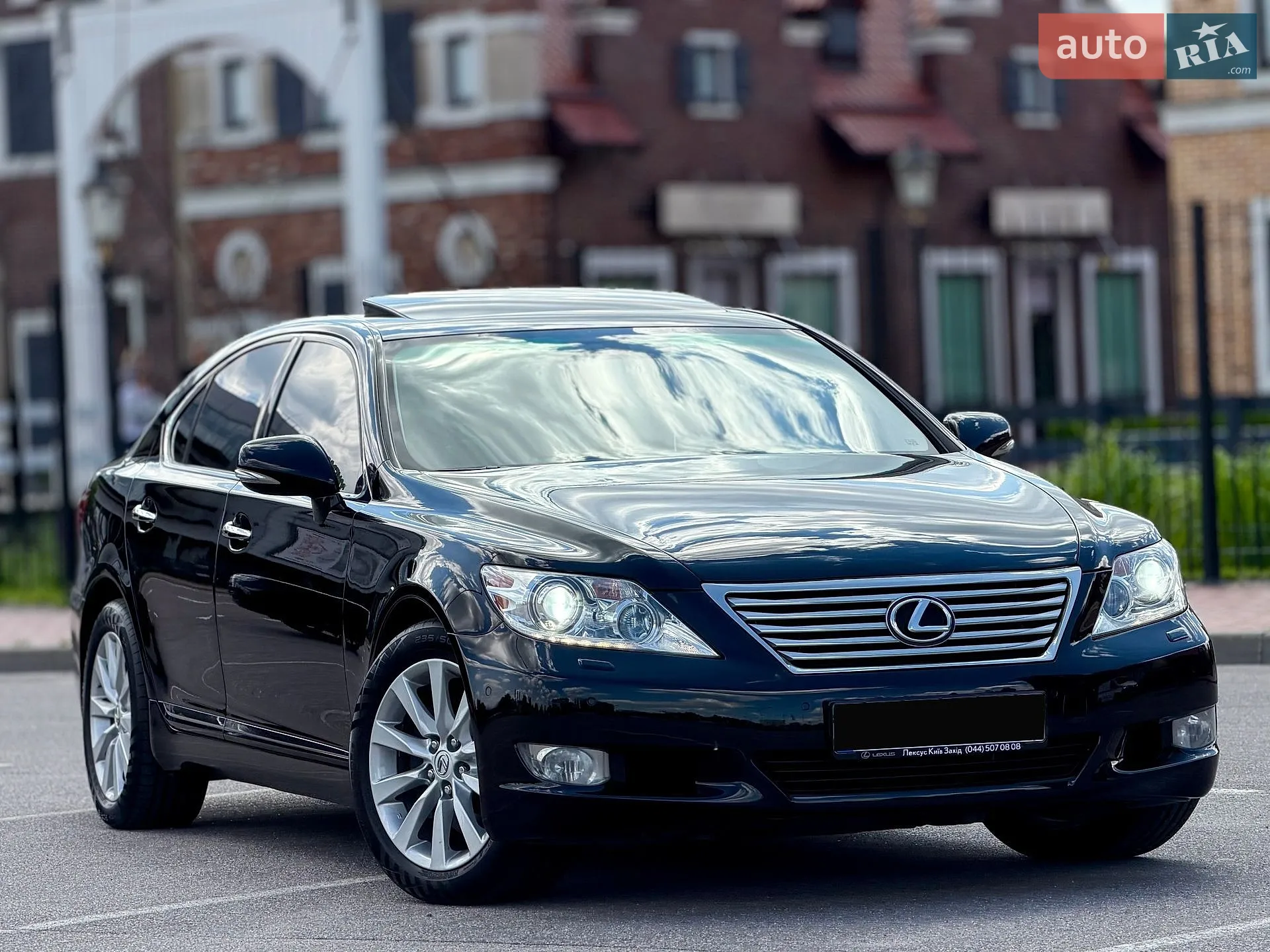 2010 Lexus LS - мініатюра 34