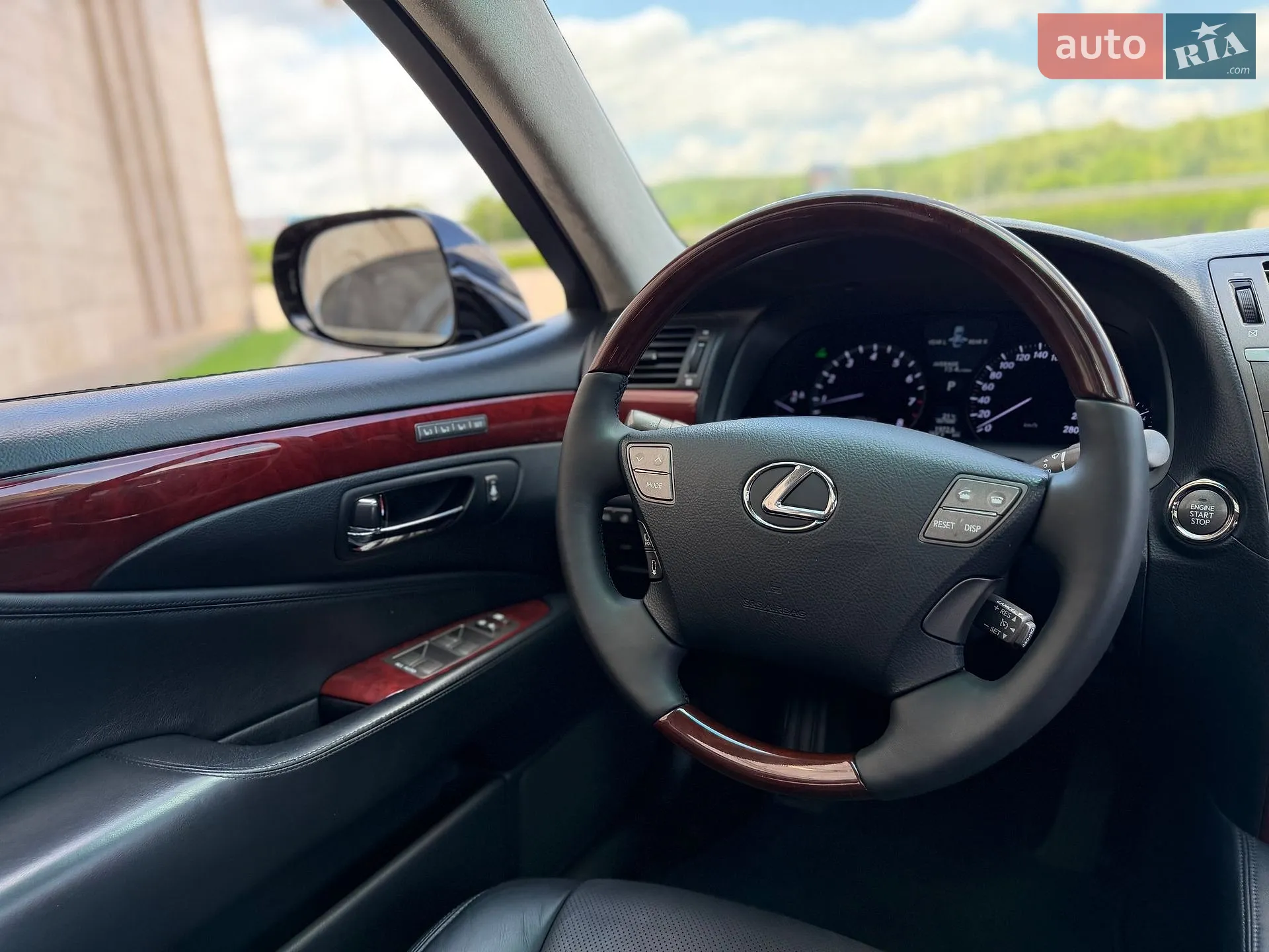 2010 Lexus LS - мініатюра 57