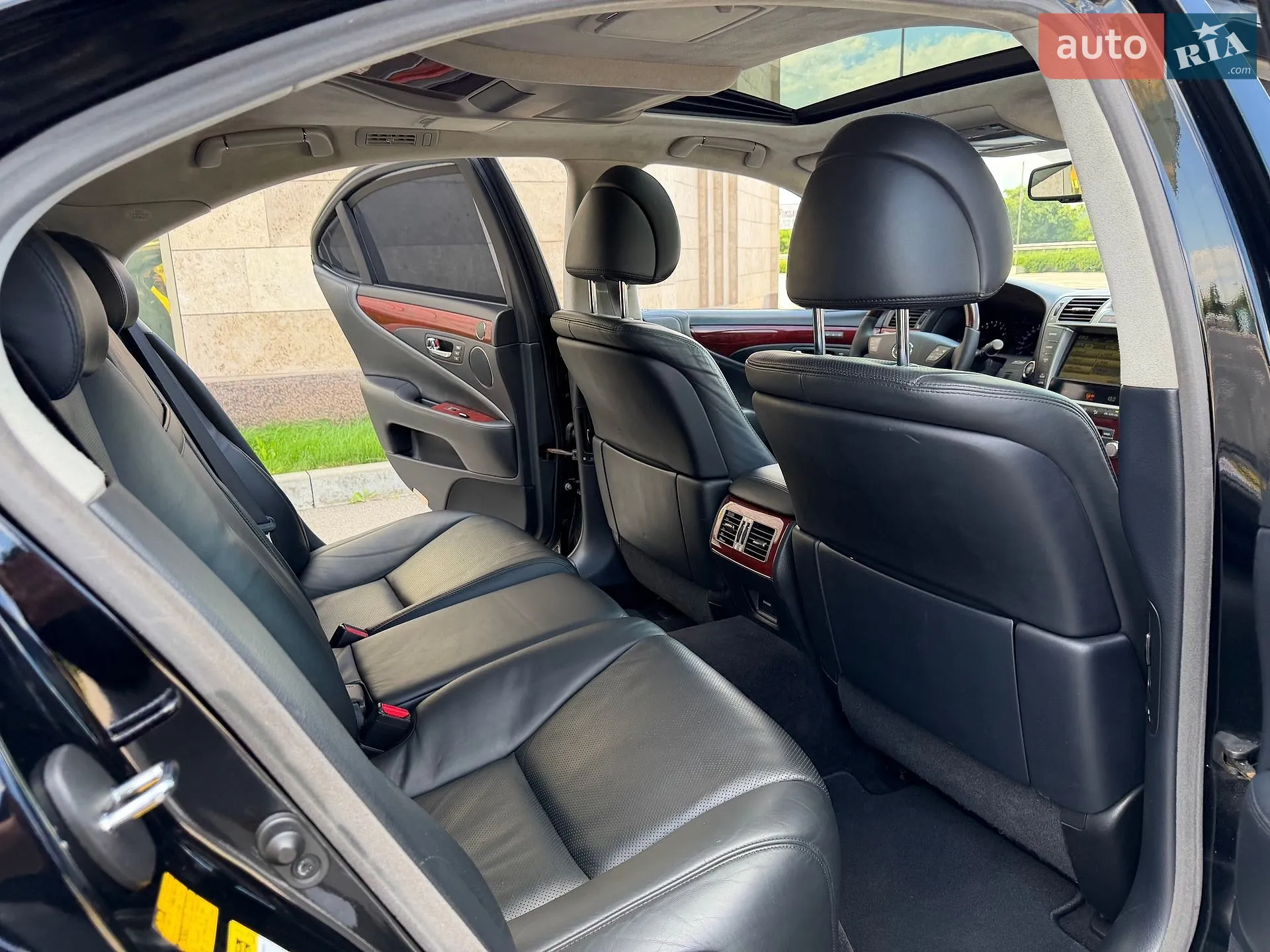 2010 Lexus LS - мініатюра 63
