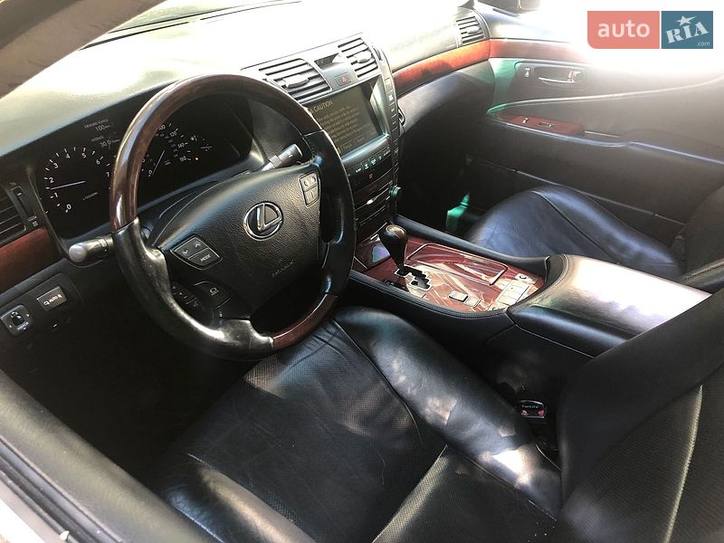 2007 Lexus LS, VIN JTHGL46F275013546:plate — фото 1 (autoria)