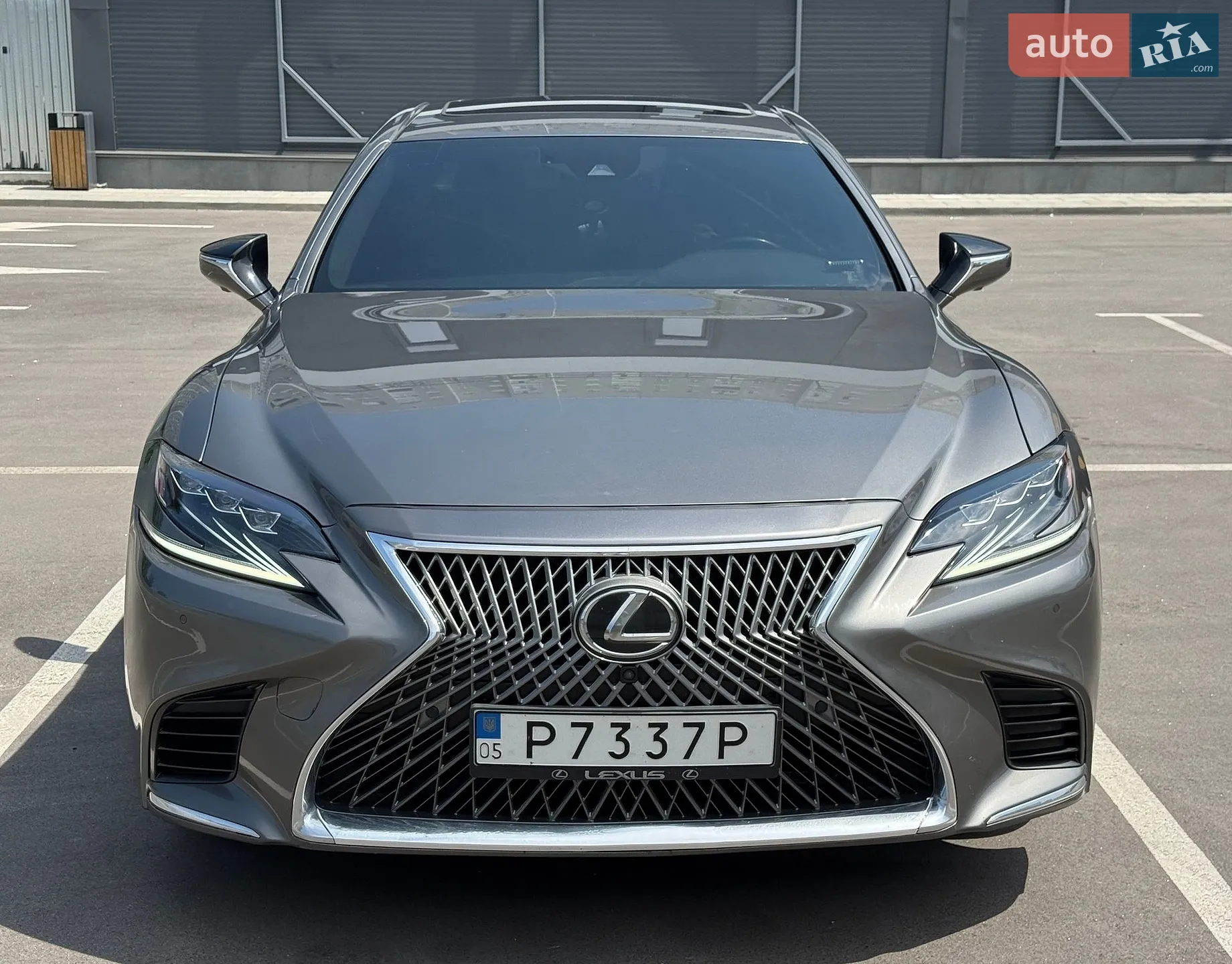 2018 Lexus LS - мініатюра 2