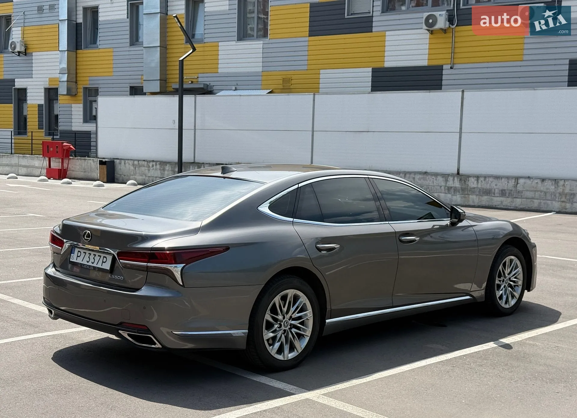2018 Lexus LS - мініатюра 19