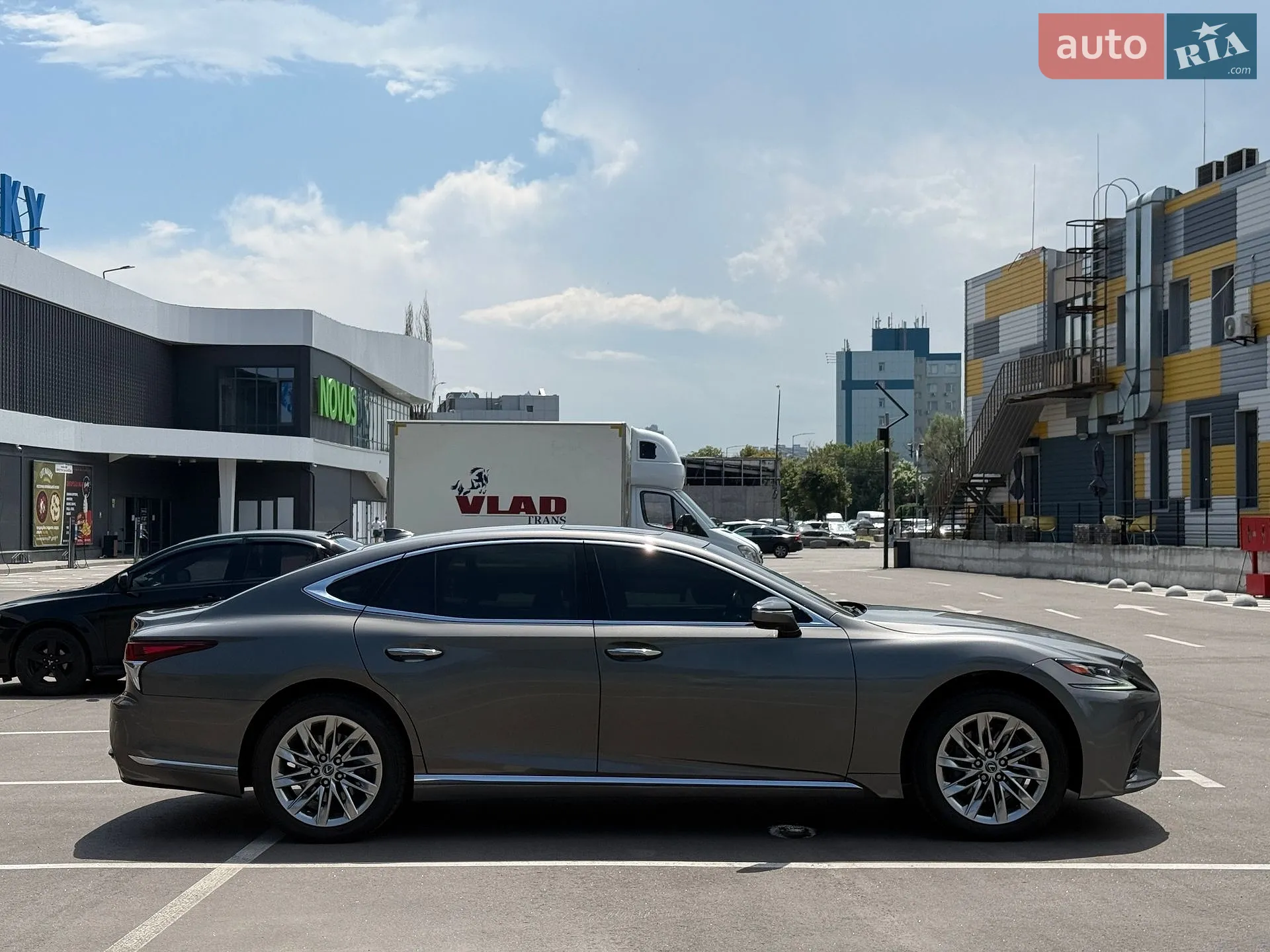 2018 Lexus LS - мініатюра 20