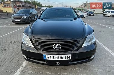 Седан Lexus LS 2007 в Калуше