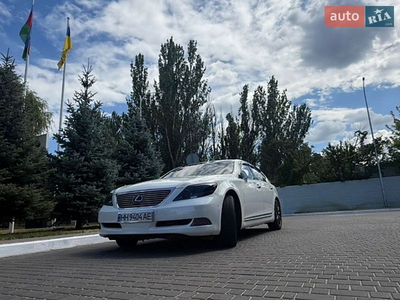 Седан Lexus LS 2007 в Одесі