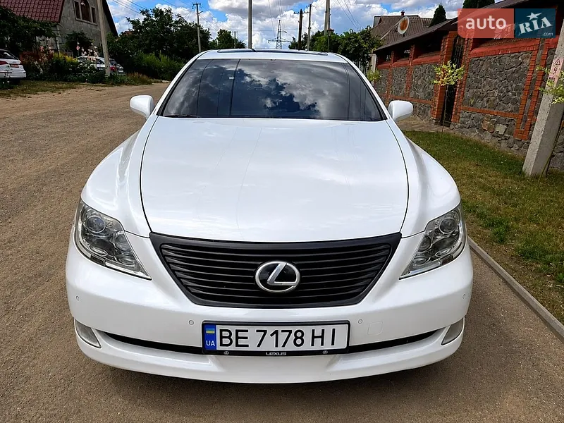 Lexus LS 2008
