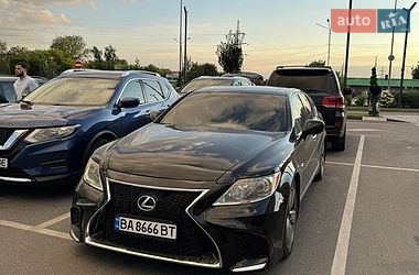Седан Lexus LS 2007 в Александрие