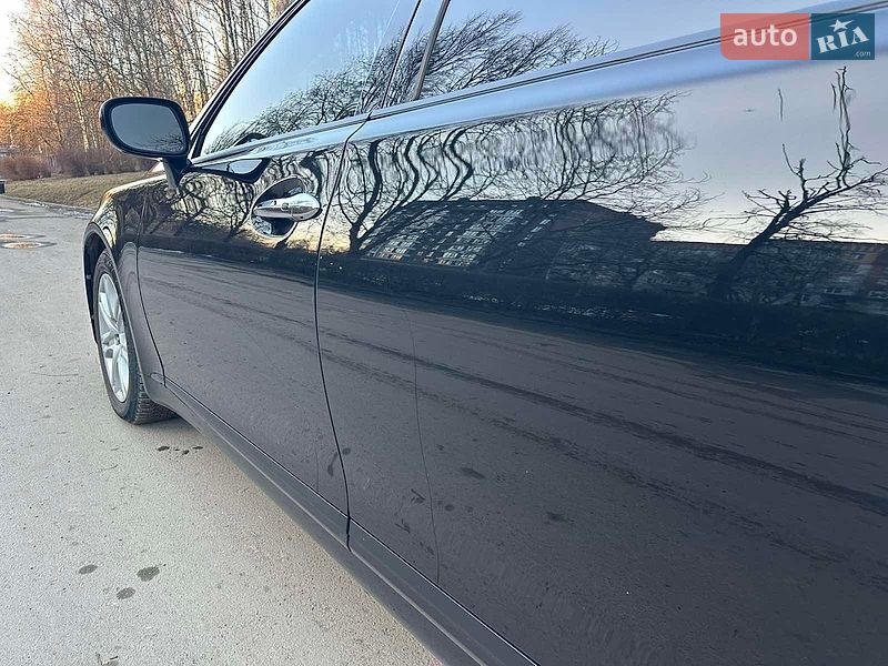 Lexus LS, photos from the listing
