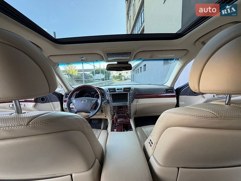 Седан Lexus LS 2007 в Ивано-Франковске