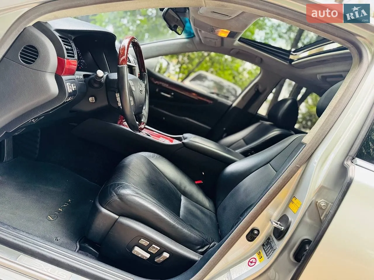 2010 Lexus LS - мініатюра 15