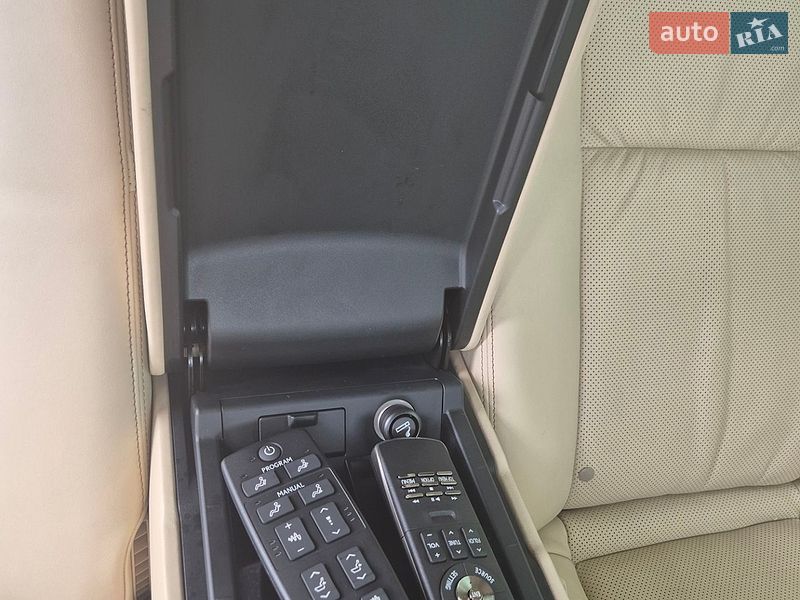 Седан Lexus LS 2013 в Киеве